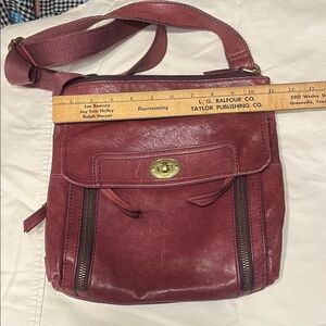 Fossil vintage leather Burgundy/Cranberry Shoulder Bag